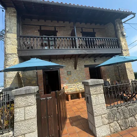 Casa Albertino 게스트하우스 4*